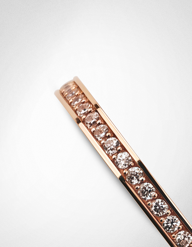 Crux ring right side